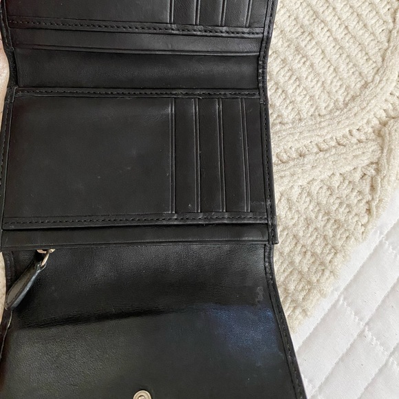 COPY - Coach Wallet Trifold - Picture 9 of 13